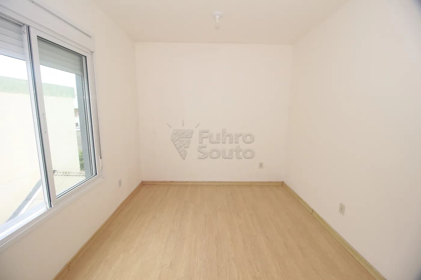 yuqlc-pelotas-apartamento-padrao-centro-02-04-2025_08-45-21-7.webp