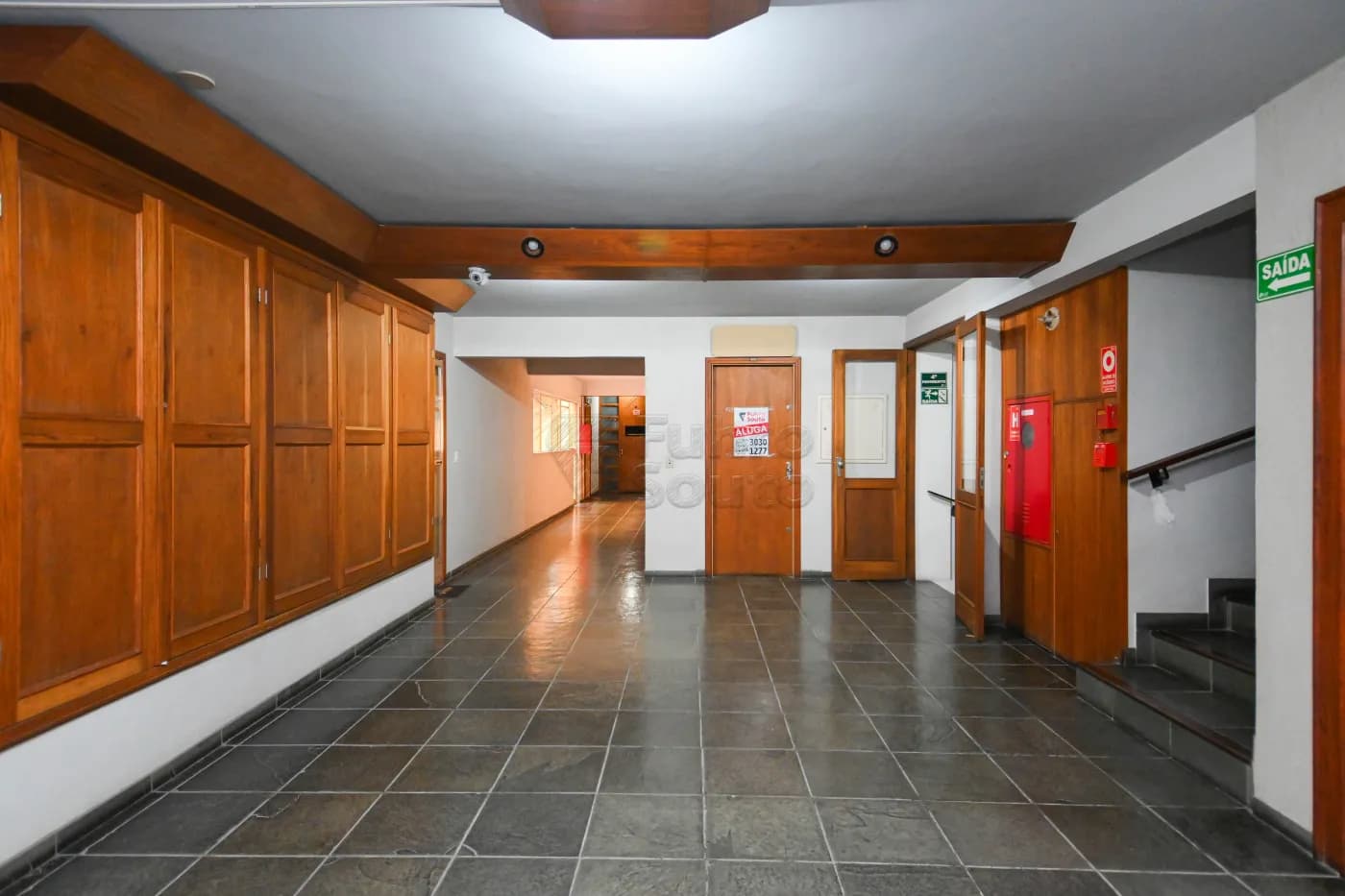 z4vjd-pelotas-comercial-sala-em-condominio-centro-18-09-2024_18-22-09-8.webp