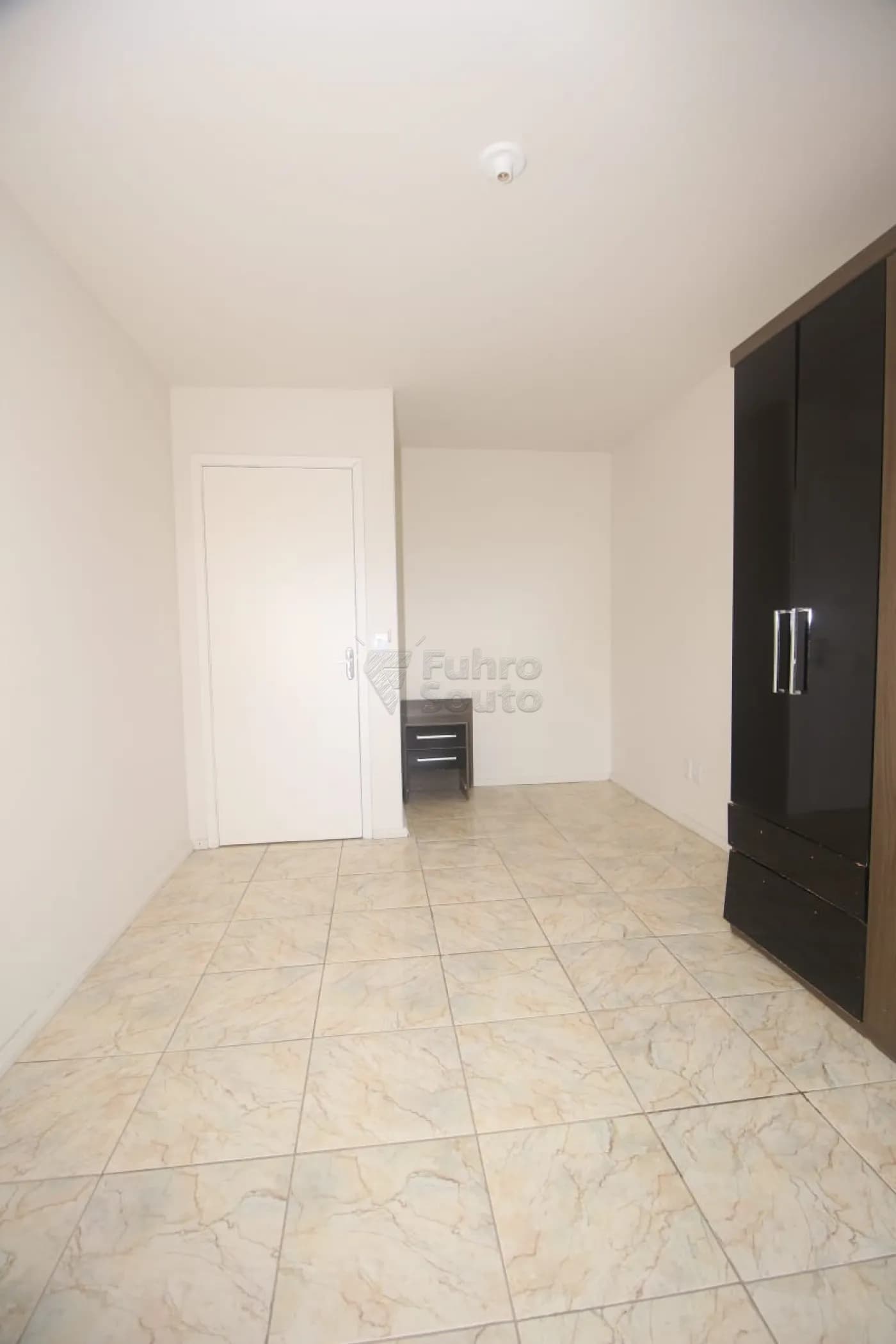 z6x6h9-pelotas-apartamento-padrao-centro-22-07-2025_11-12-30-18.webp