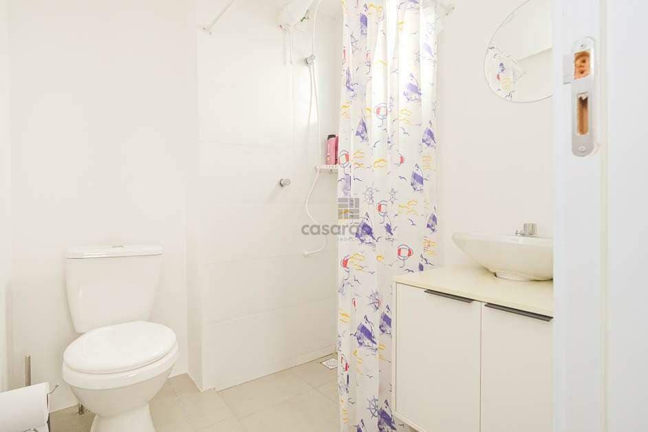 z79708-studio-1-quarto-no-pelotas-banheiro-social.jpg