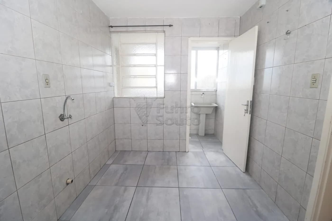z7ao4-pelotas-apartamento-padrao-centro-27-01-2026_13-48-51-6978ec73d4b88.webp