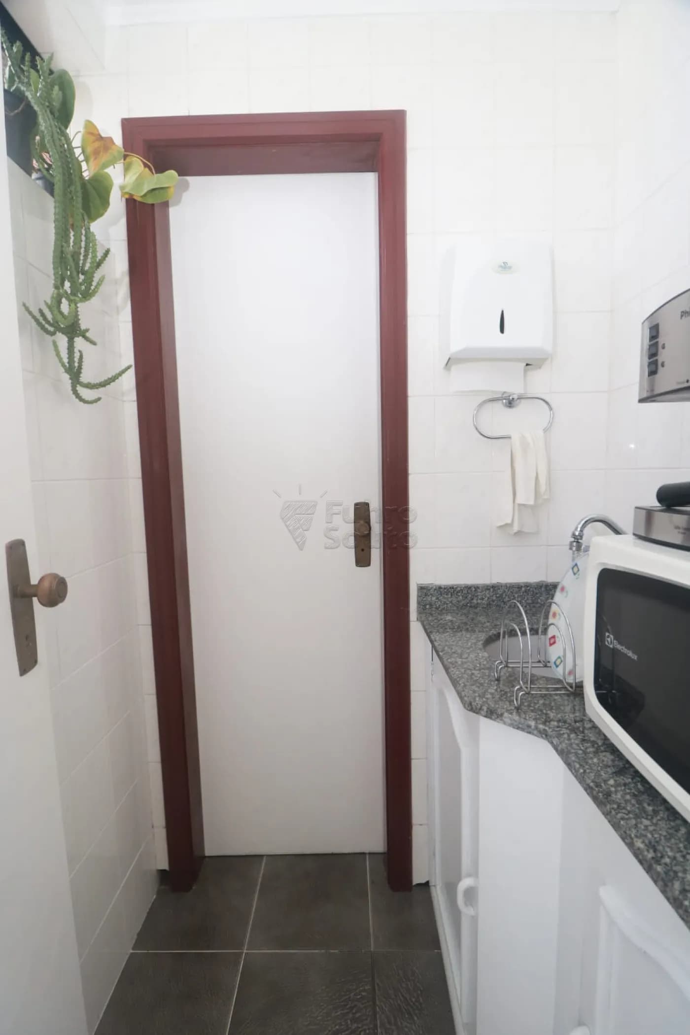 zbf4a-pelotas-comercial-loja-em-condominio-centro-20-05-2026_15-11-09-6a0df93de4fb2.webp