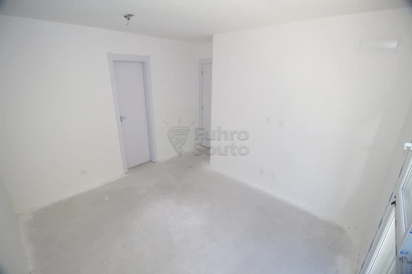 zbsvkb-pelotas-apartamento-padrao-tres-vendas-13-08-2024_23-39-59-14.webp