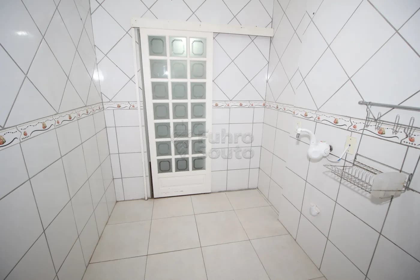 zdw9y-pelotas-apartamento-padrao-fragata-19-04-2024_00-20-07-19.webp