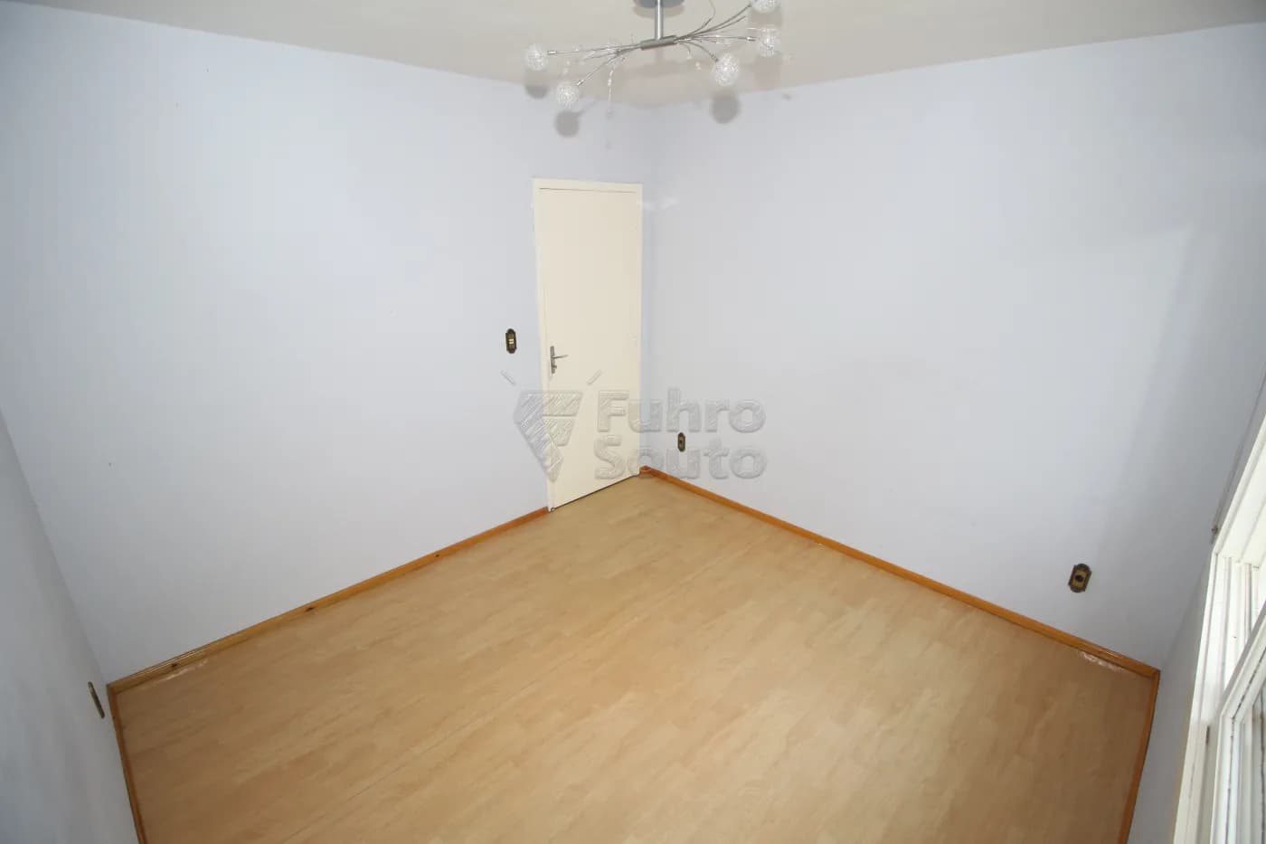 zeryxn-pelotas-apartamento-padrao-centro-28-02-2024_00-54-23-12.webp
