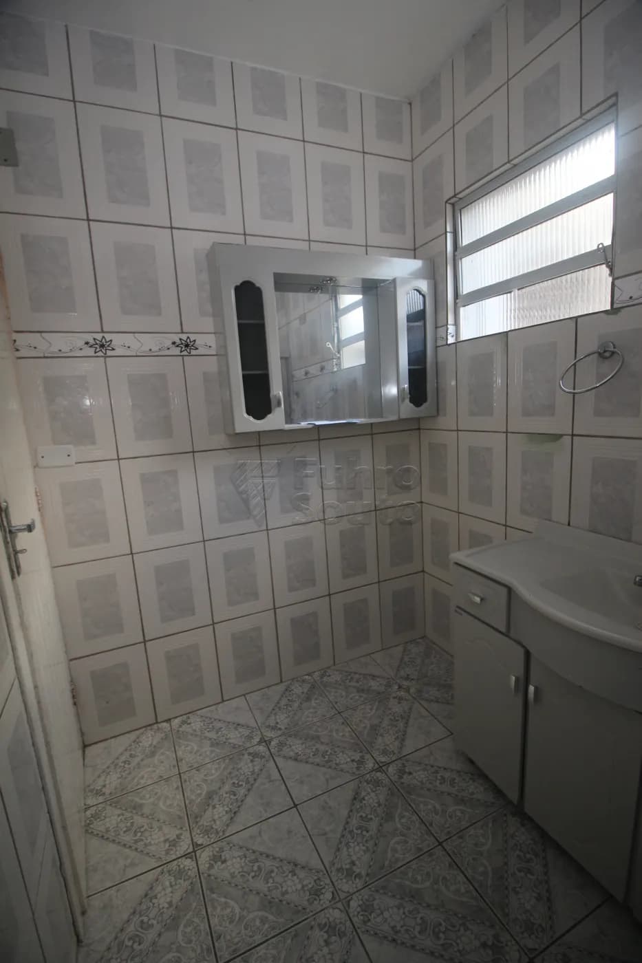 zfugo5-pelotas-casa-padrao-areal-20-08-2025_23-31-36-37.webp