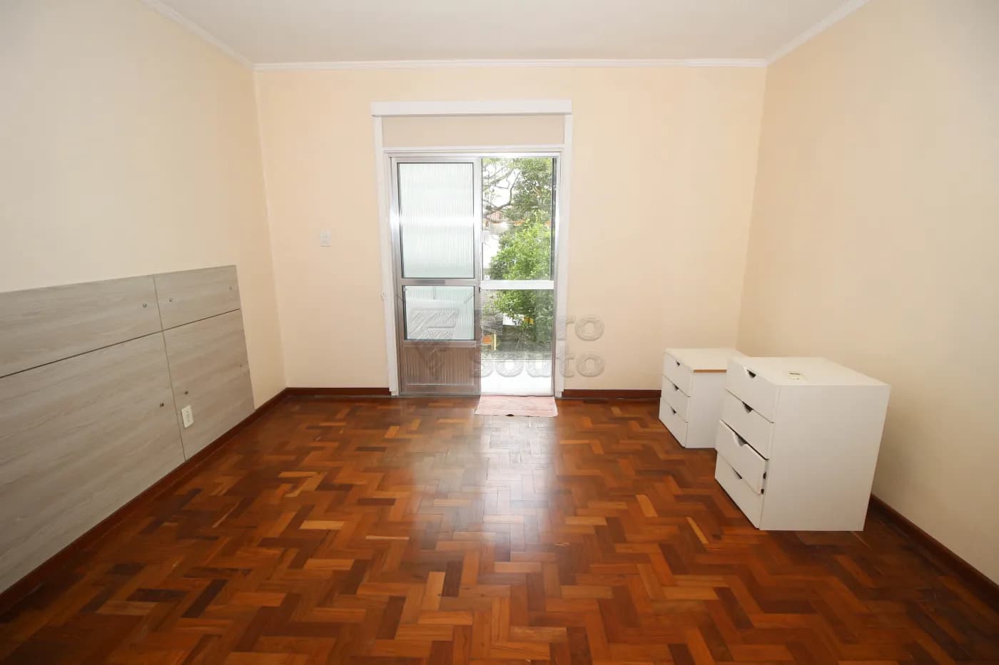 zgptd8-pelotas-apartamento-padrao-centro-18-10-2024_23-23-58-17.webp