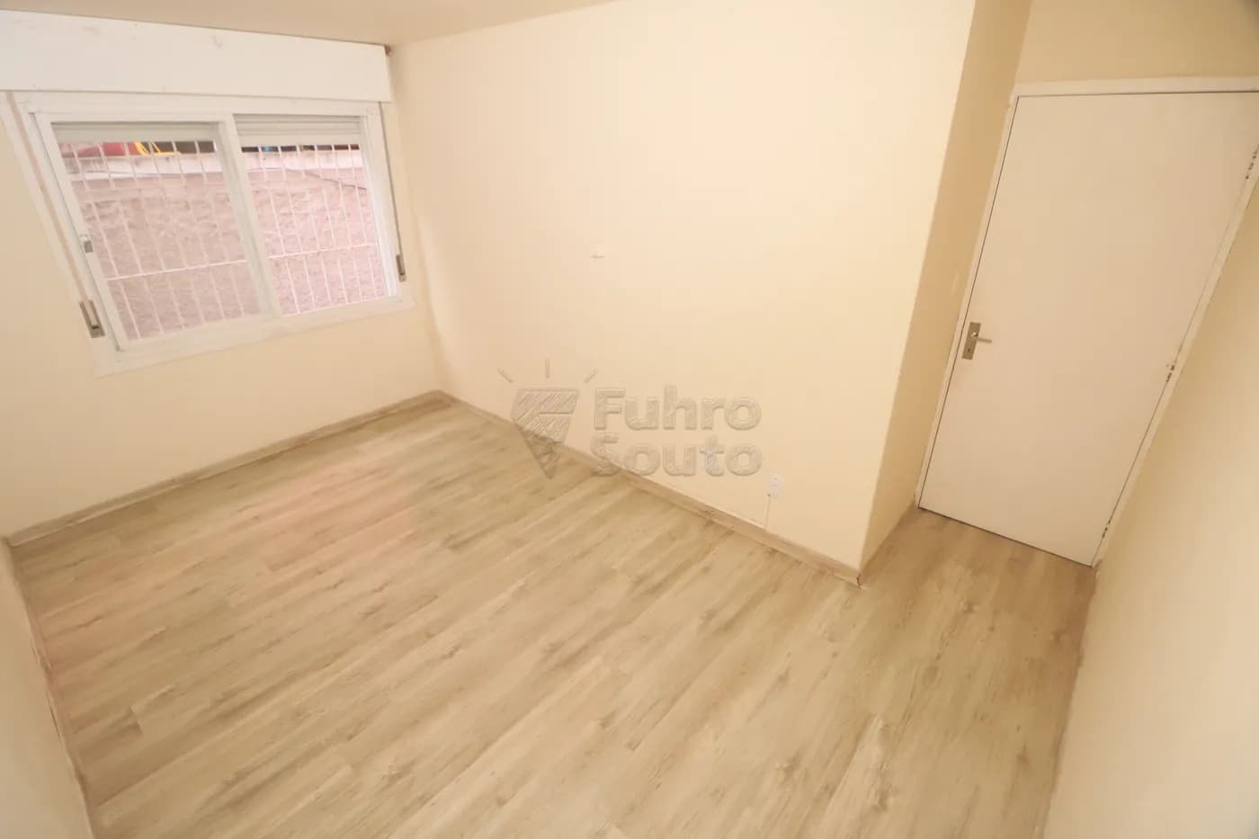zkk95-pelotas-apartamento-padrao-centro-07-01-2026_02-03-01-695de905bd056.webp