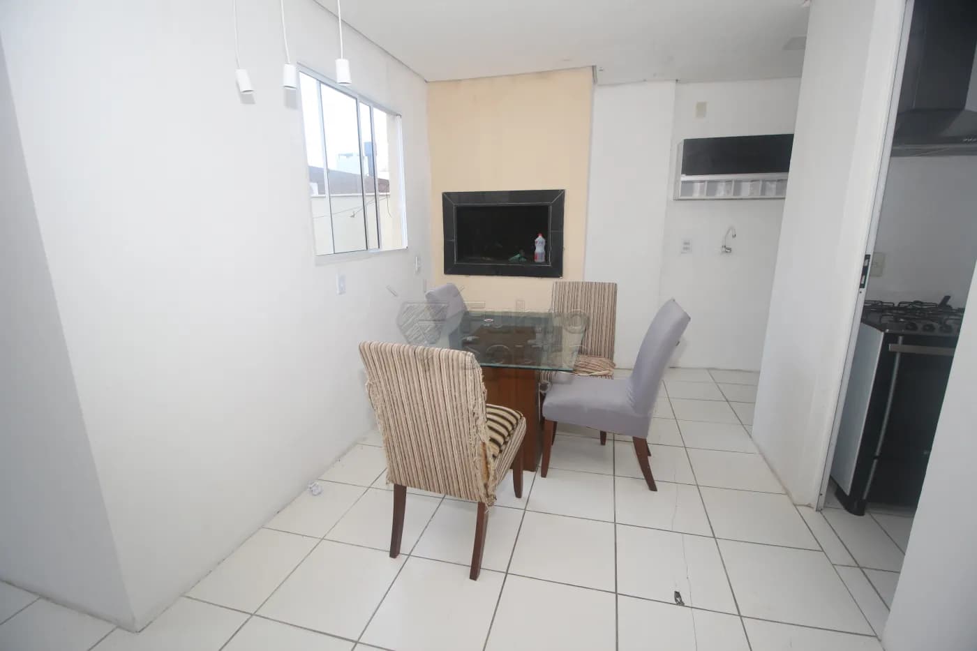 zl89ja-pelotas-casa-condominio-tres-vendas-14-07-2025_23-48-48-25.webp