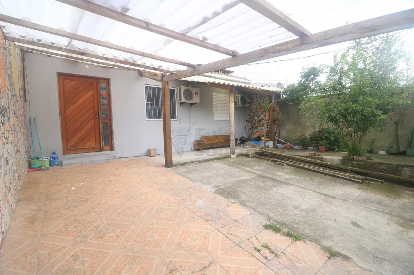 zm64io-pelotas-casa-padrao-areal-15-04-2026_00-02-21-69deffbd1cd76.webp