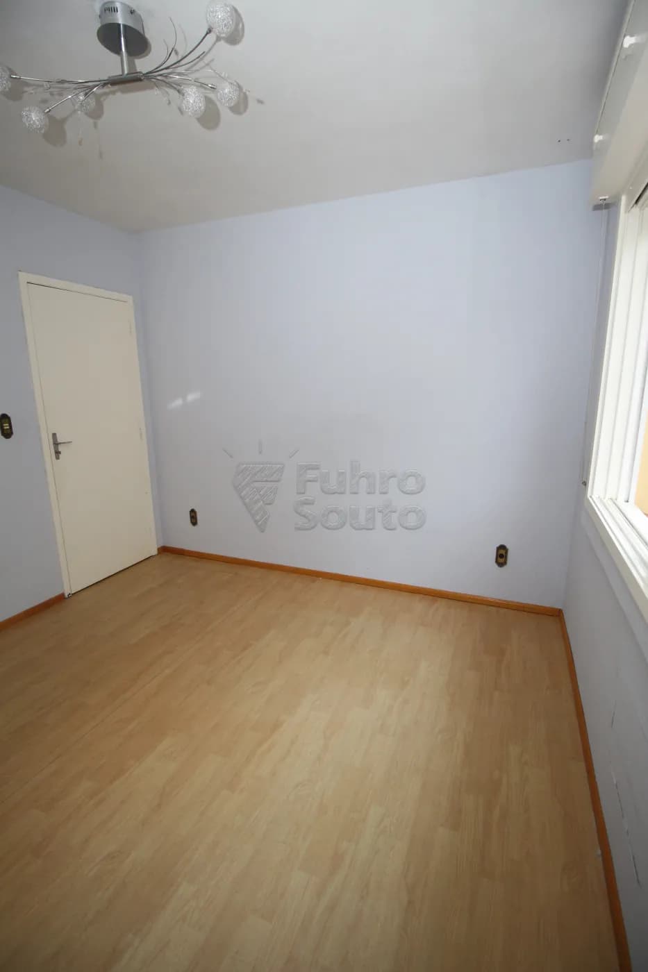 znnvyp-pelotas-apartamento-padrao-centro-28-02-2024_00-54-24-13.webp