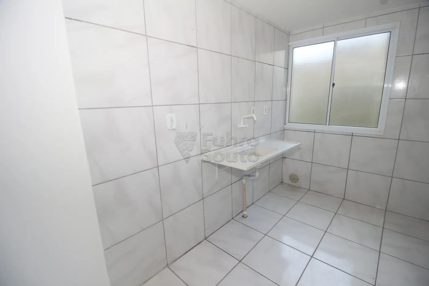 zock2-pelotas-apartamento-padrao-fragata-17-06-2025_22-30-14-23.webp