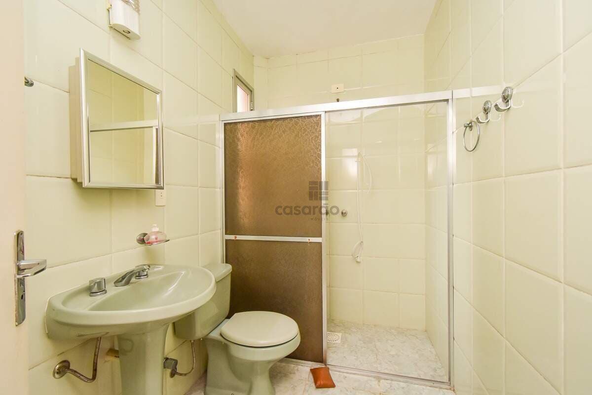 zwpf6q-casa-comercial-8-quartos-no-pelotas-banheiro-social-1.jpg